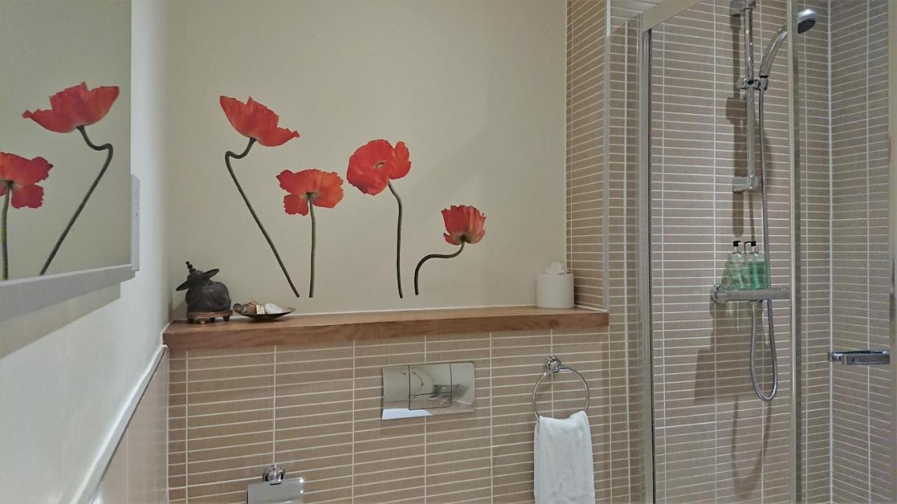 Violet Bank Apartment New Town EDI Kültér fotó